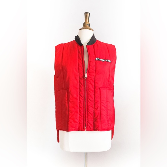 COPY - Vintage 1970’s Snap-On Red Nylon Vest • M/L - Picture 5 of 10